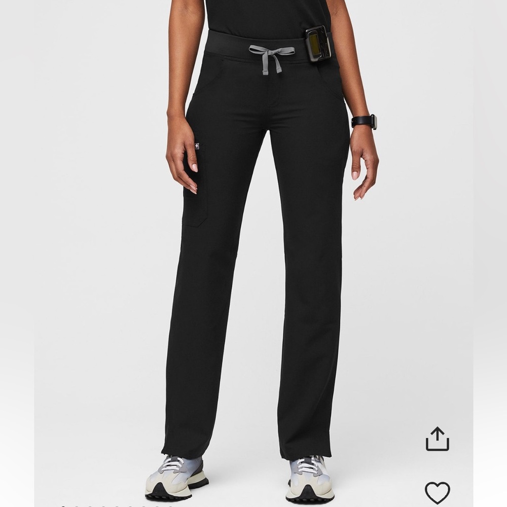 FIGS | Kade Cargo Scrub Pants